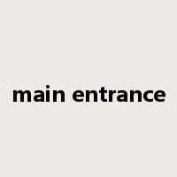 main entrance是什么意思