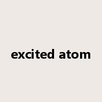 excited atom是什么意思