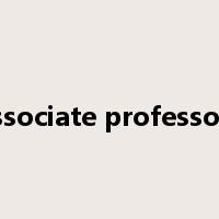 associate professors是什么意思