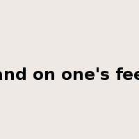 land on one's feet是什么意思